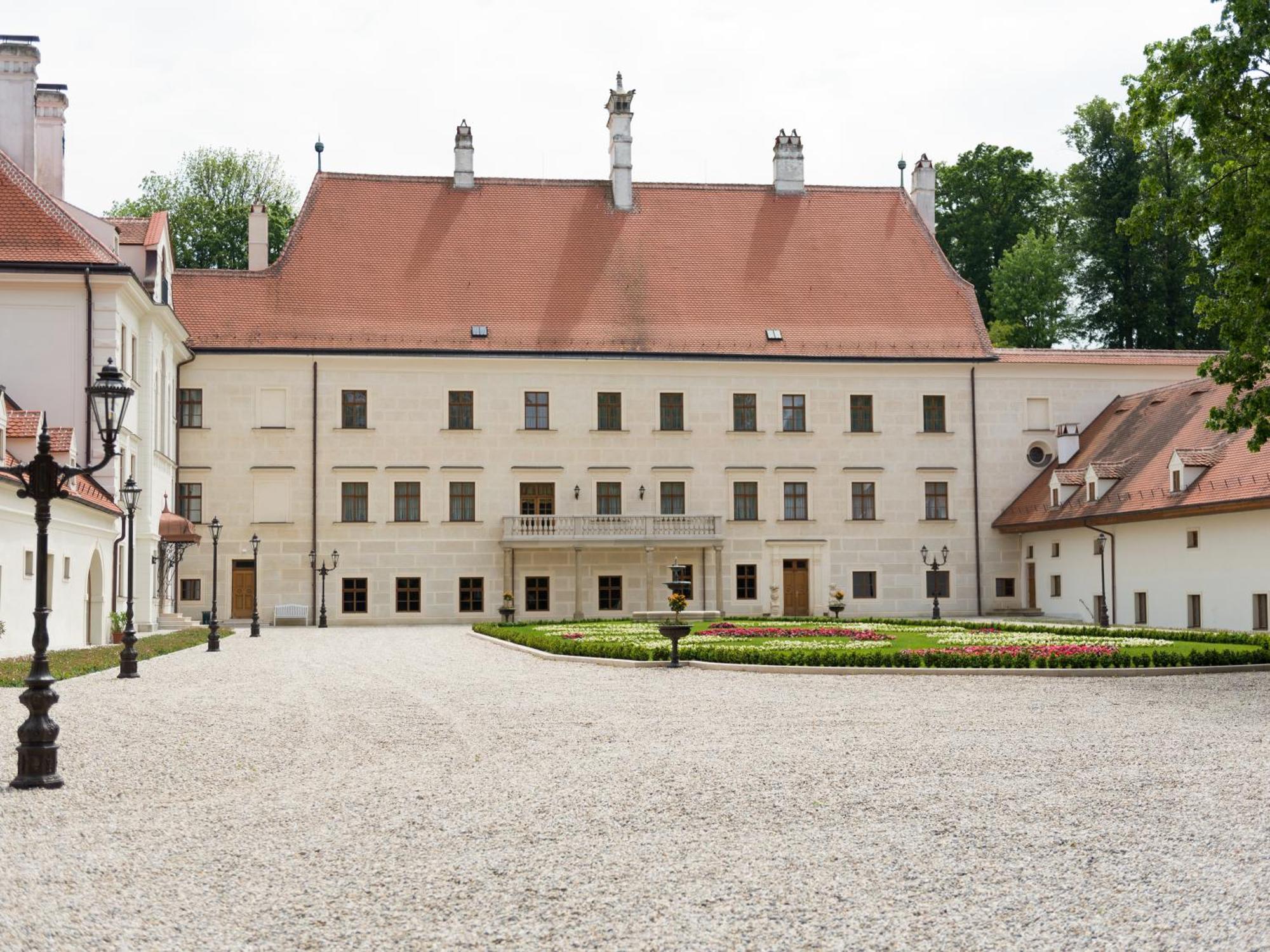 Schloss Thalheim Hotel 4*