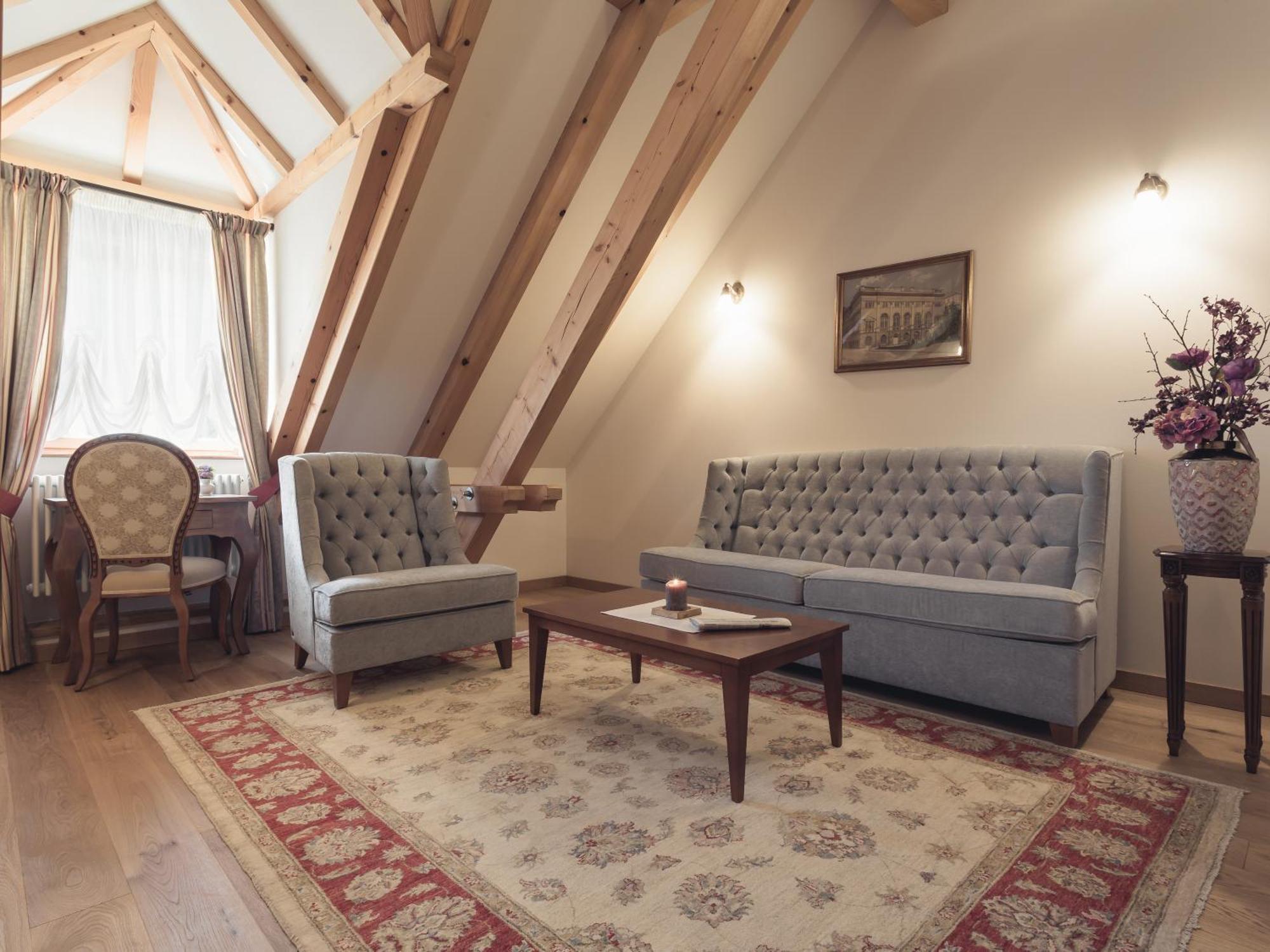 Hotel Schloss Thalheim 4*